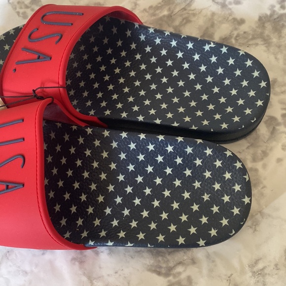 NWT RAE DUNN USA Slides Size 8 - Picture 5 of 8